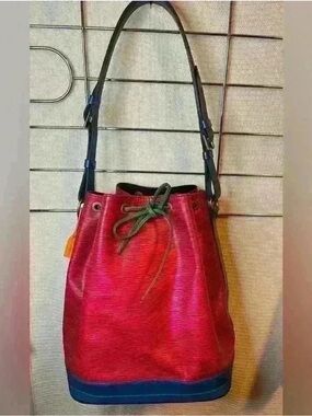 Louis Vuitton Limited Edition EPI Tri-color Neo Bucket